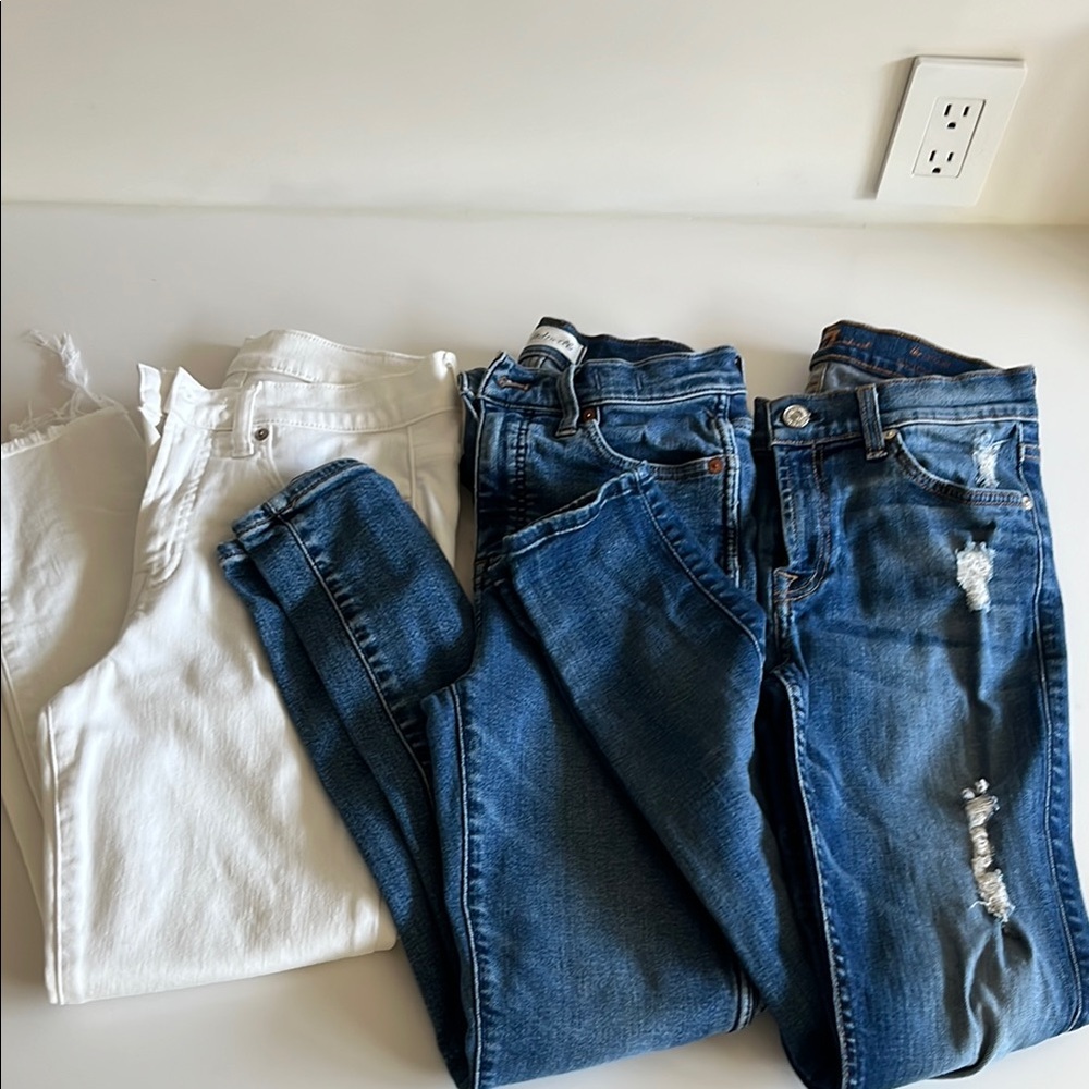 Bundle of Women's Skinny Jeans